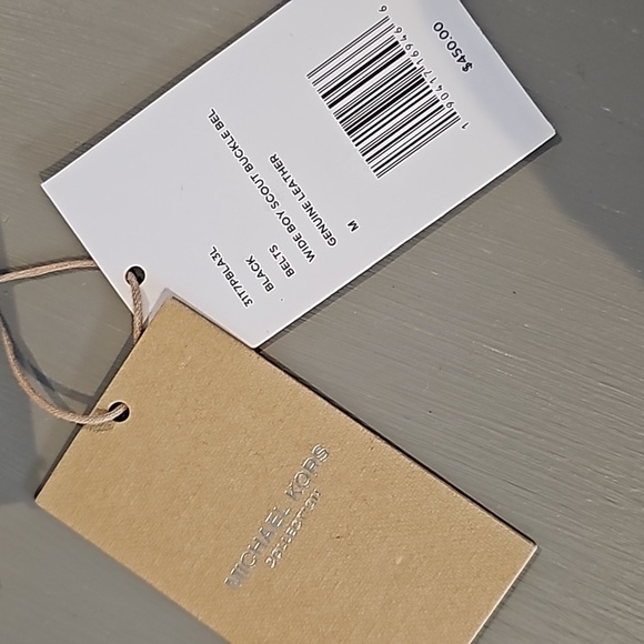 Michel Kors Collection Blak Belt Size Medium - Picture 4 of 4